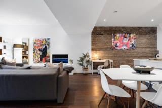 LiV MTL Soho Spacious Rooftop Suites Groups Near Downtown Montréal - 7