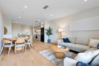 Spacious 3-Bed Townhouse In Mile End - 9