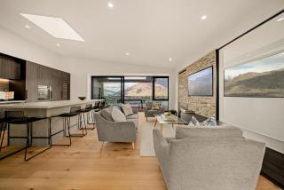 Snowy Place by Sothebys Luxury Rental Homes - 8
