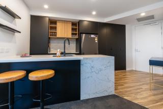 Park Avenue Apt in the Heart of the City - 3