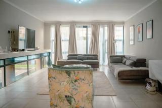 Palm Acres Apartments - 8