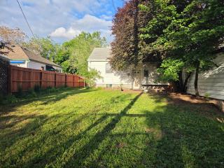 Comfortable 2BR Upper-Level Home in Sugarhouse - 3