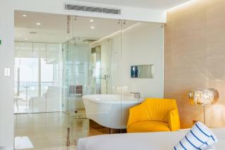 2 Mins to Beach with Ocean & Pool Views by Bocobay - 6
