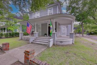 Cozy 1 Bed Historic Elmwood Park-Centennial House - 6