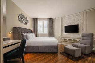 Sri U-Thong Grand Hotel - 0