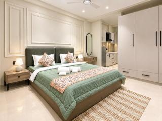 Luxury 1bhk stay in Sushant Lok by-Stay Zariya - 0