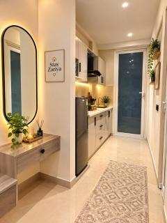 Luxury 1bhk stay in Sushant Lok by-Stay Zariya - 6