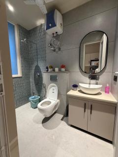 Luxury 1bhk stay in Sushant Lok by-Stay Zariya - 5