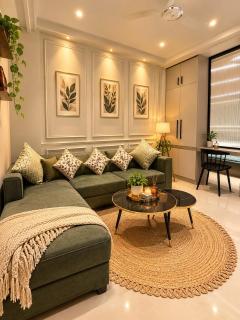 Luxury 1bhk stay in Sushant Lok by-Stay Zariya - 3