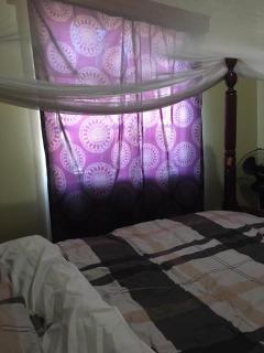 2BR 1BA Apt in Mutungo Mbuya Kampala with AC and Wi-Fi - 0