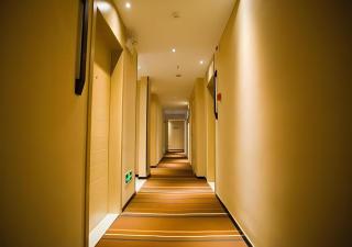 City Comfort Inn Deyang Wenmiao Square Gymnasium - 7