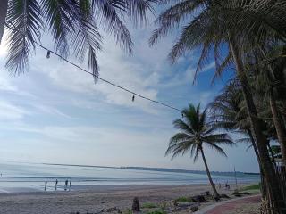 F&F Beachside Kubo Hub - Cozy Modern Kubo near Beach Surf Hub & Tourism Hub - 9