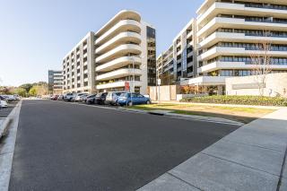 Modish Apartment near Parliamentary Triangle - Hosted by CanStay - 2