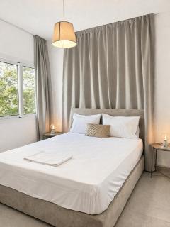 City & Sea 401 Modern 2BR in Paphos - 4