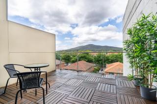 Bright Loft-Style Apartment with Gorgeous View - Hosted by CanStay - 7