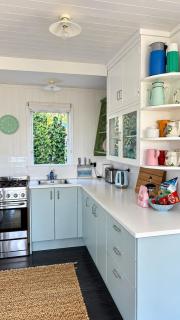 Rosies cottage hideaway in Stanmore Bay with lovely seaview - 1