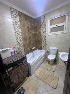 Luxury 3BR Apartment in New Cairo, Family-Friendly - 3