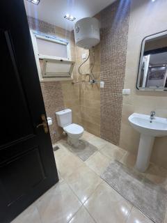 Luxury 3BR Apartment in New Cairo, Family-Friendly - 1