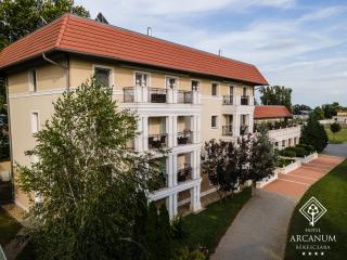 Arcanum Hotel - 0