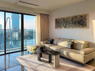 Opera Residence 3 bedrooms private lobby central view - 0