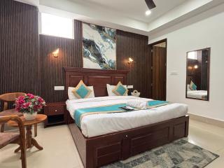 Hotel Divine India Noida Sector 135 - 6