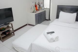 Alluring Studio at Lagoon Bekasi Town Square Apartment By Travelio - 5