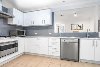 4BR 2BA House Nestled in a Quiet Spot in Dickson - 1