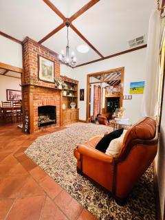 5-bedroom vineyard cottage for groups McLaren Vale - 3