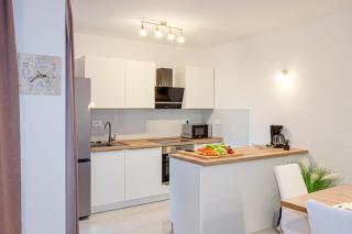 Twin Apartments with BBQ Area - 2