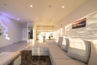 Tuam St CBD - 2BR with 2 Baths & Balcony - 2