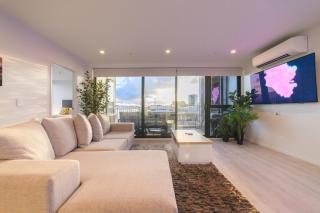 Tuam St CBD - 2BR with 2 Baths & Balcony - 4