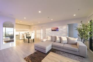 Tuam St CBD - 2BR with 2 Baths & Balcony - 1
