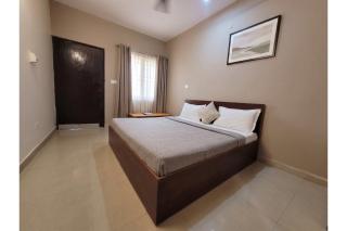 FabHotel Velnora - 4