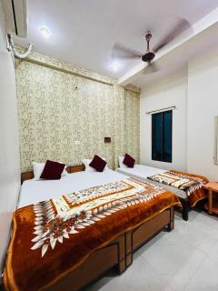KK paying guest house - 0