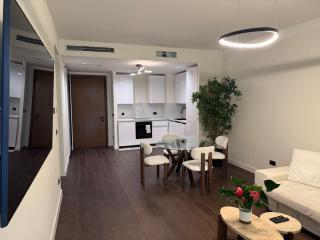 Riverside Prestige - 9