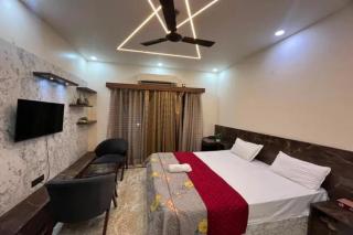 FabHotel Delluna - 3