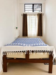Tinhenric's Modern One Room Stay - 0