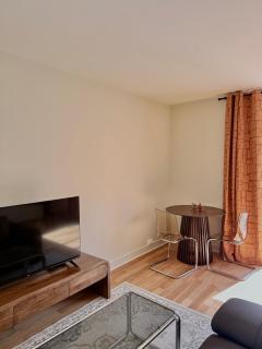 Studio Alliage - 12 min Paris - Parking Privé Gratuit - Wifi - Netflix - Balcon - 9