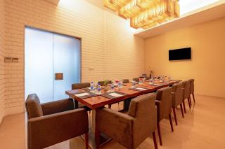 The Anya Hotel Gurgaon - Golf Course Road - 4