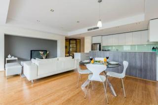 Fremantle 3BR Apartment, Pool & Secure parking - 7