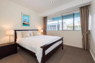 Fremantle 3BR Apartment, Pool & Secure parking - 5