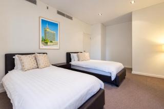 Central Fremantle 3BR Apartment, Pool•Gym•Car bay - 5