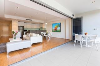 3BR Central Freo Apartment, Pool, Gym & parking - 1