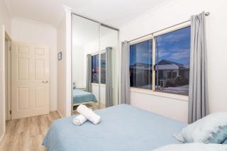 Unit 44 Seafront Estate - 9