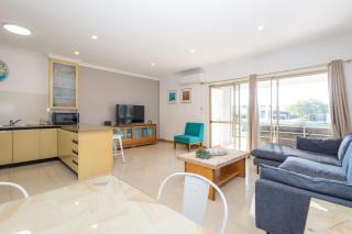 Unit 44 Seafront Estate - 5