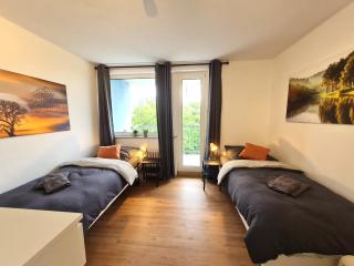 Monteurwohnung - free parking, perfect connection - 0