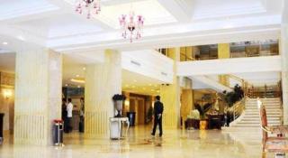 Qingdao Danube International Hotel - 2