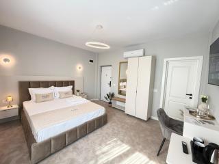 The Soft Cozy Collection Rooms Free Parking - 4