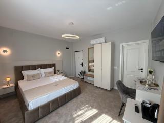 The Soft Cozy Collection Rooms Free Parking - 9