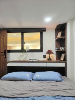 Nhà nguyên căn 2 Phòng Ngủ gần Bùi Viện Quận 1 - 9